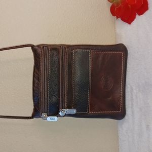 Urban Pouch from Roots